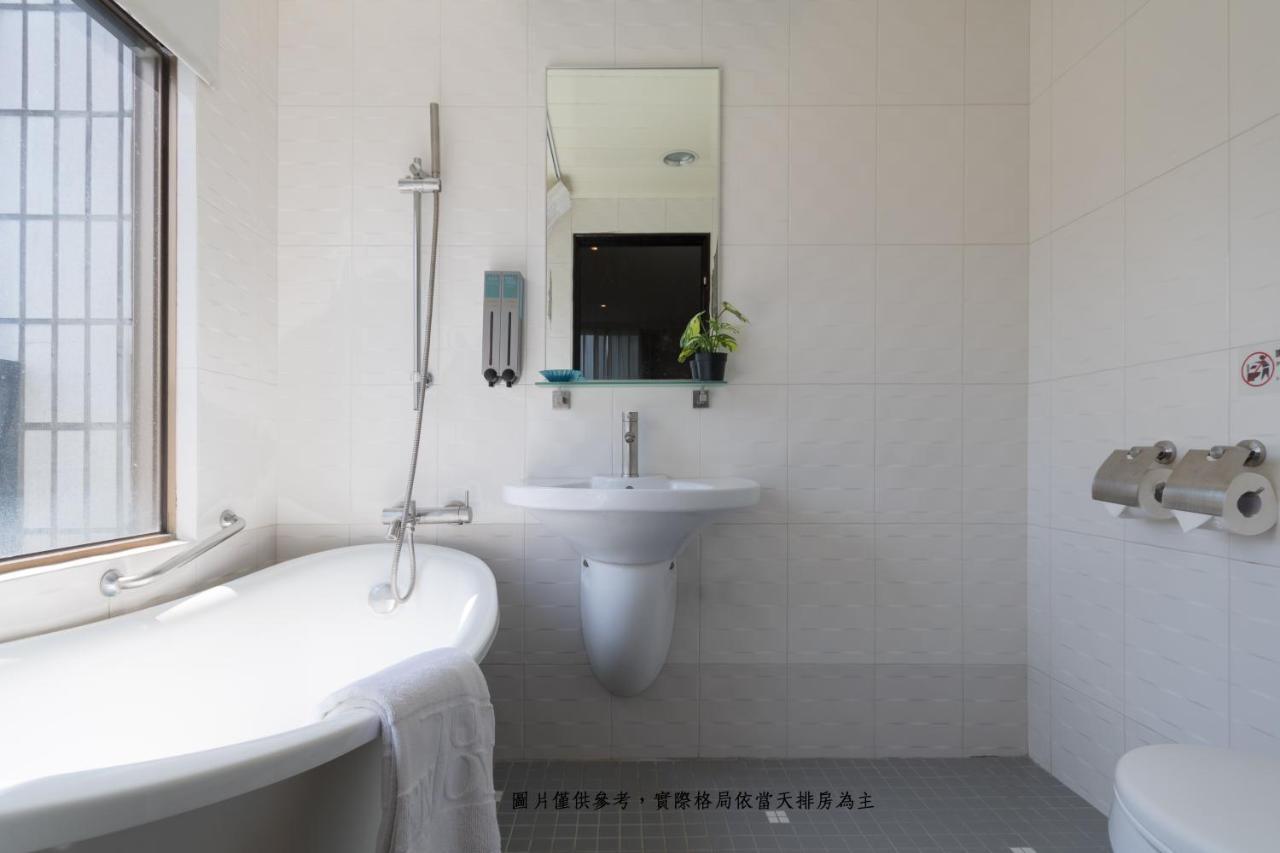 Just Enjoy Business Hotel Tainan Zewnętrze zdjęcie