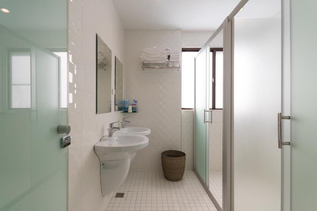 Just Enjoy Business Hotel Tainan Zewnętrze zdjęcie
