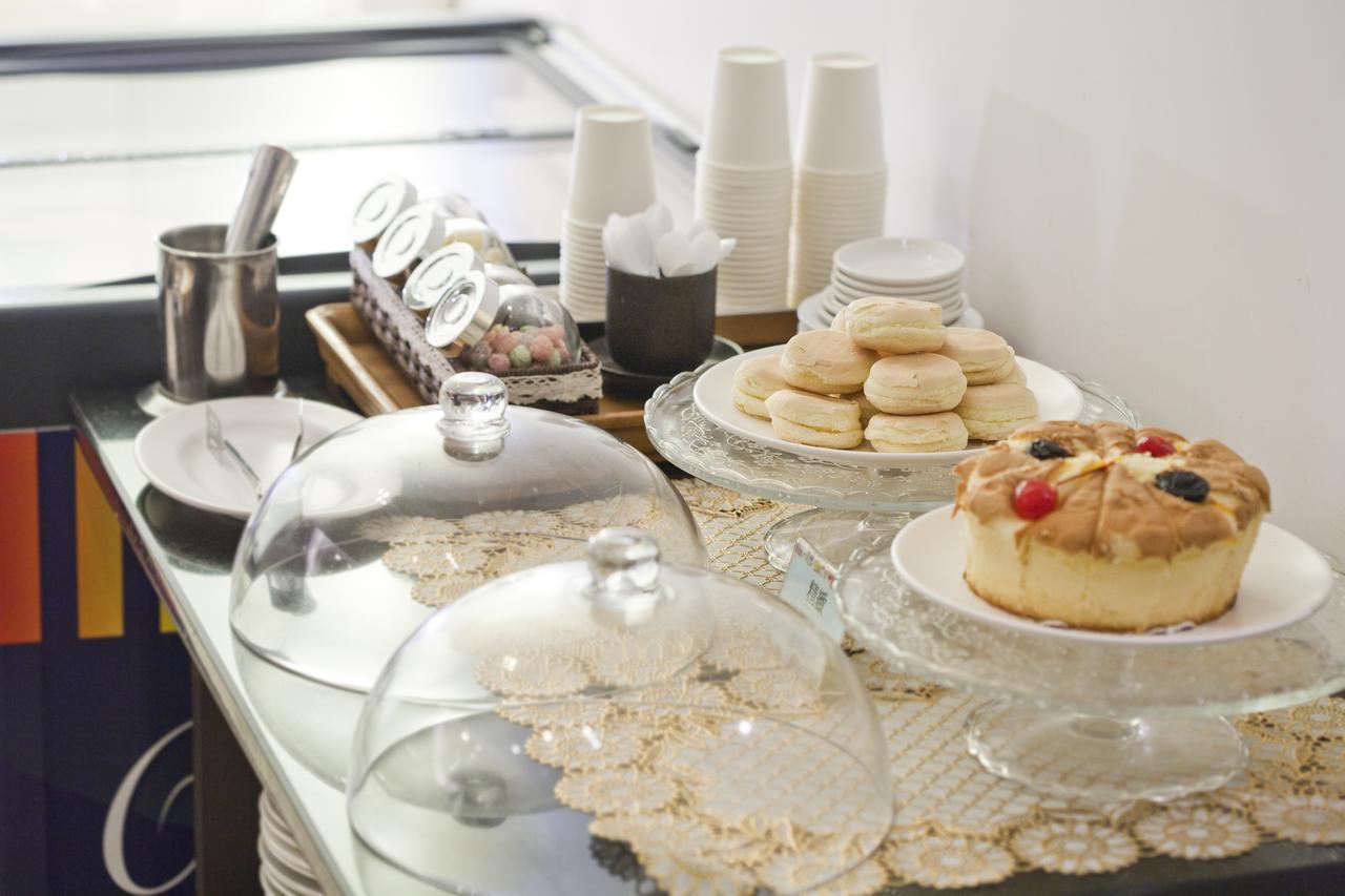 Just Enjoy Business Hotel Tainan Zewnętrze zdjęcie