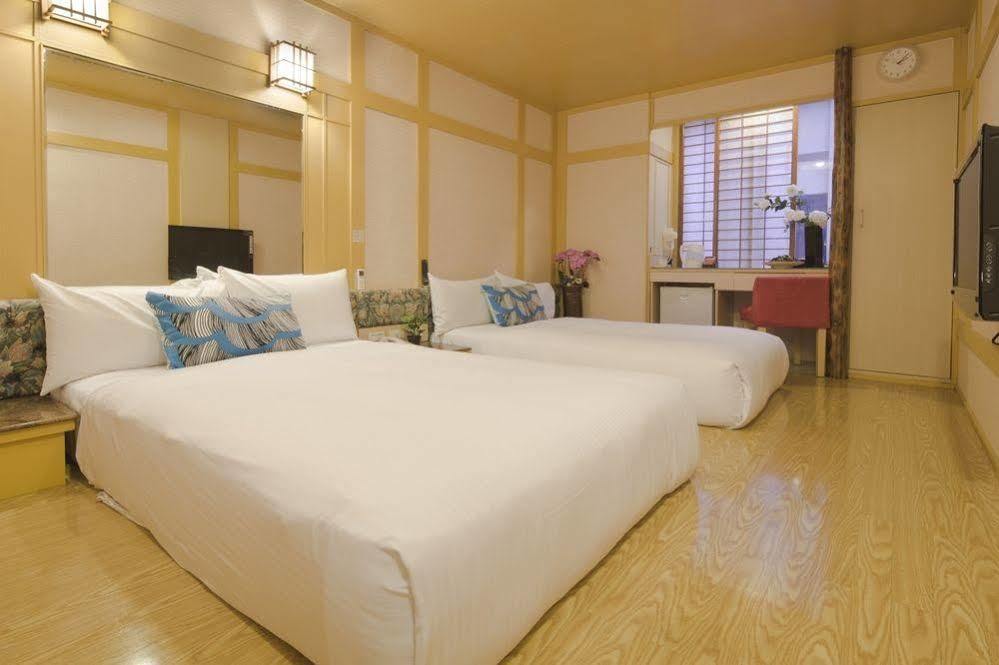 Just Enjoy Business Hotel Tainan Zewnętrze zdjęcie